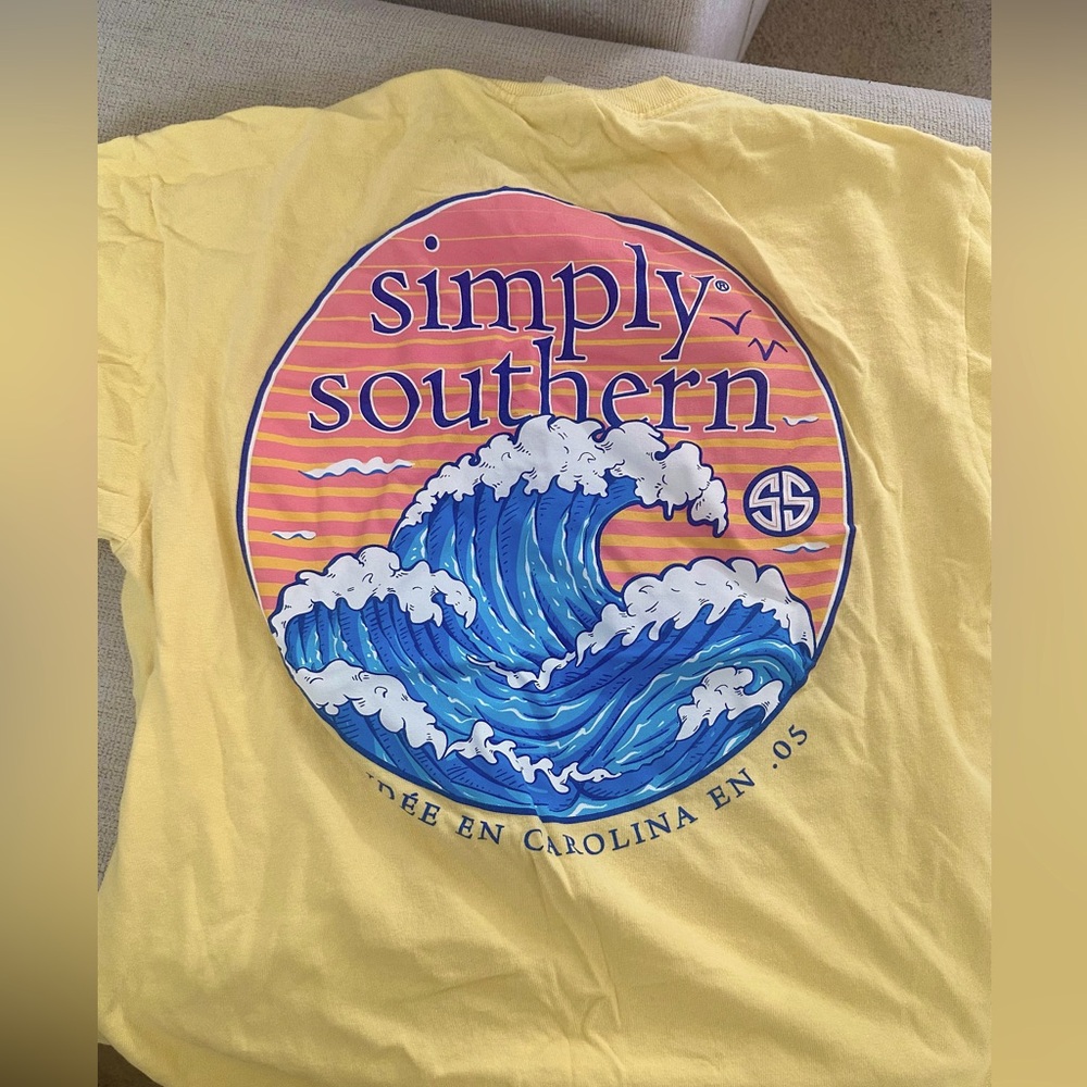 Simply southern women’s yellow tee M waves beach graphic